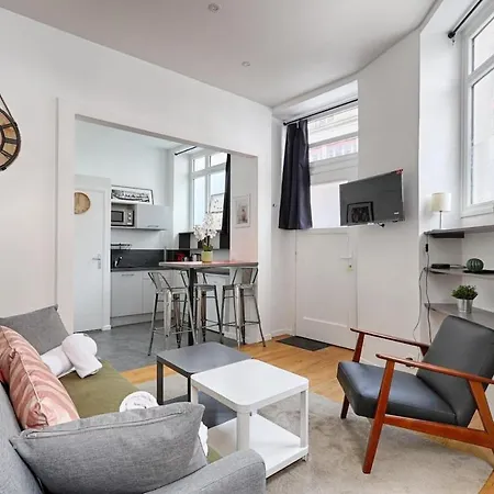 De Charme Au Coeur Des Batignolles Apartment